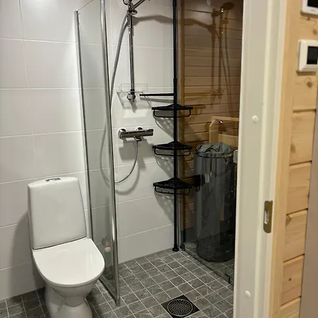 Pitkaekuusen Helmi *