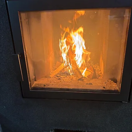 Pitkaekuusen Helmi Äkäslompolo