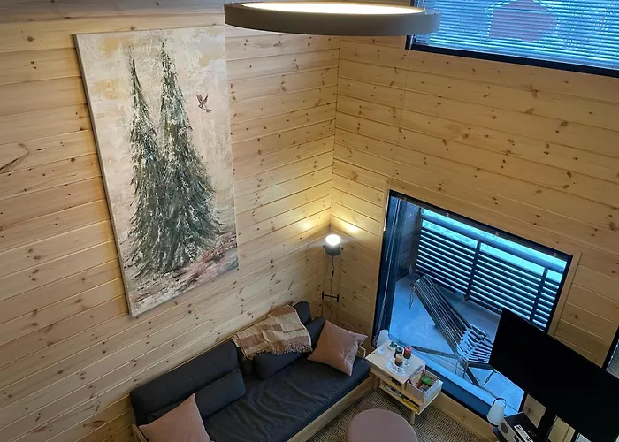 Pitkaekuusen Helmi Tatil Evi Äkäslompolo